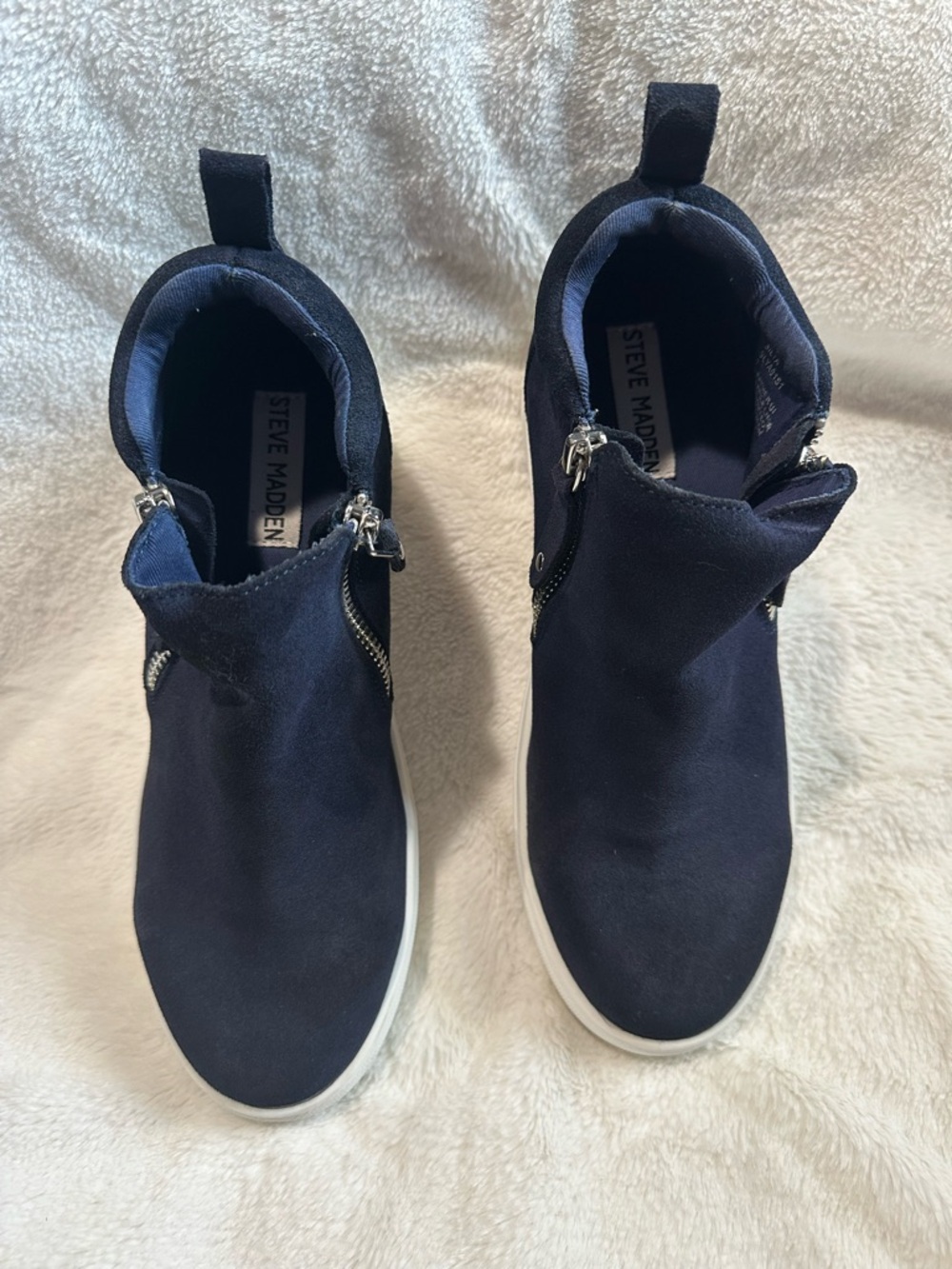 Steve Madden - Picture 7 of 7